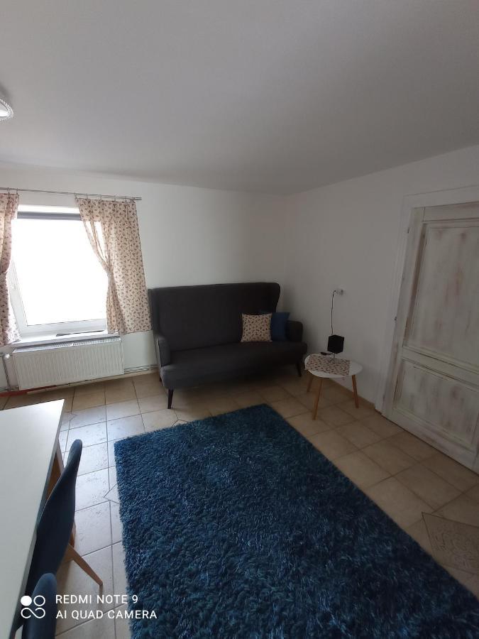 Apartman Julrich Vrbov Eksteriør bilde